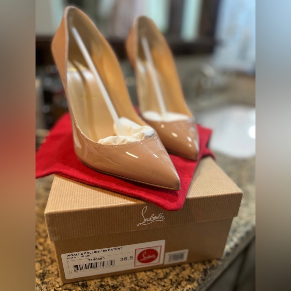Christian Louboutin Pigalle Follirs 100 patent 38.5